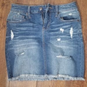 Mossimo Distressed Denim Skirt Sz 2